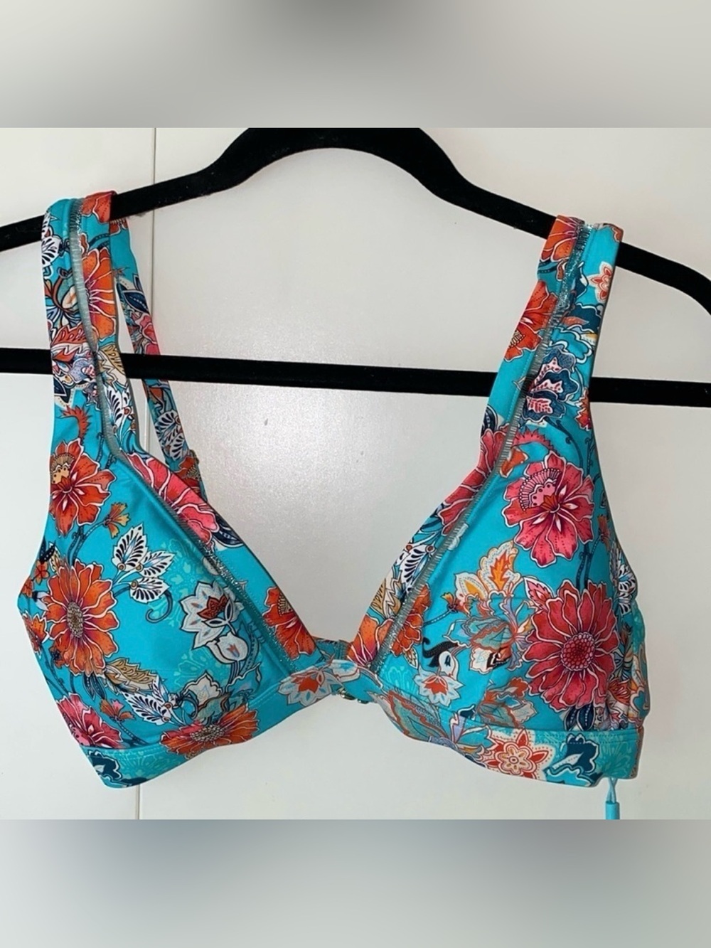 Sea Level Dominica Bikini Top with Luminous trim NWT Size 12